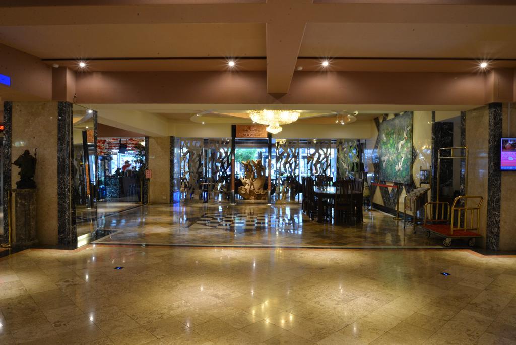 Kingship Hotel Kaohsiung Inter Continental Exteriör bild