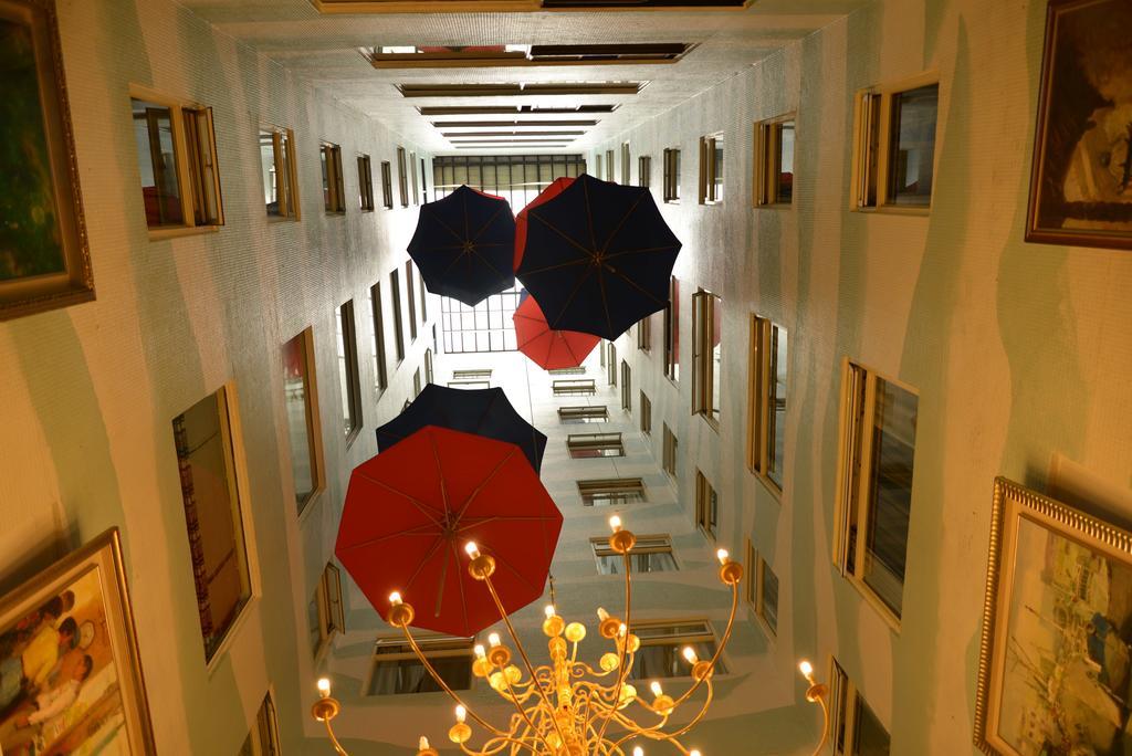 Kingship Hotel Kaohsiung Inter Continental Exteriör bild