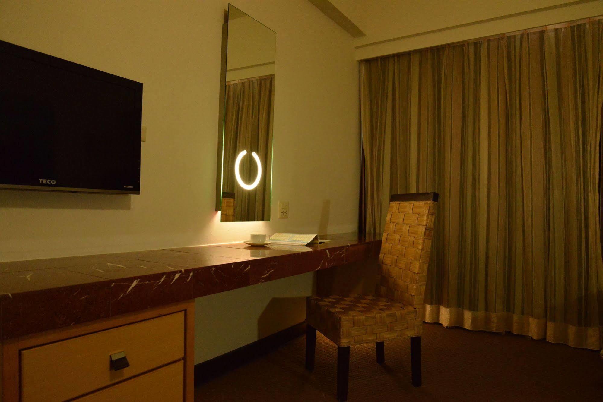 Kingship Hotel Kaohsiung Inter Continental Exteriör bild