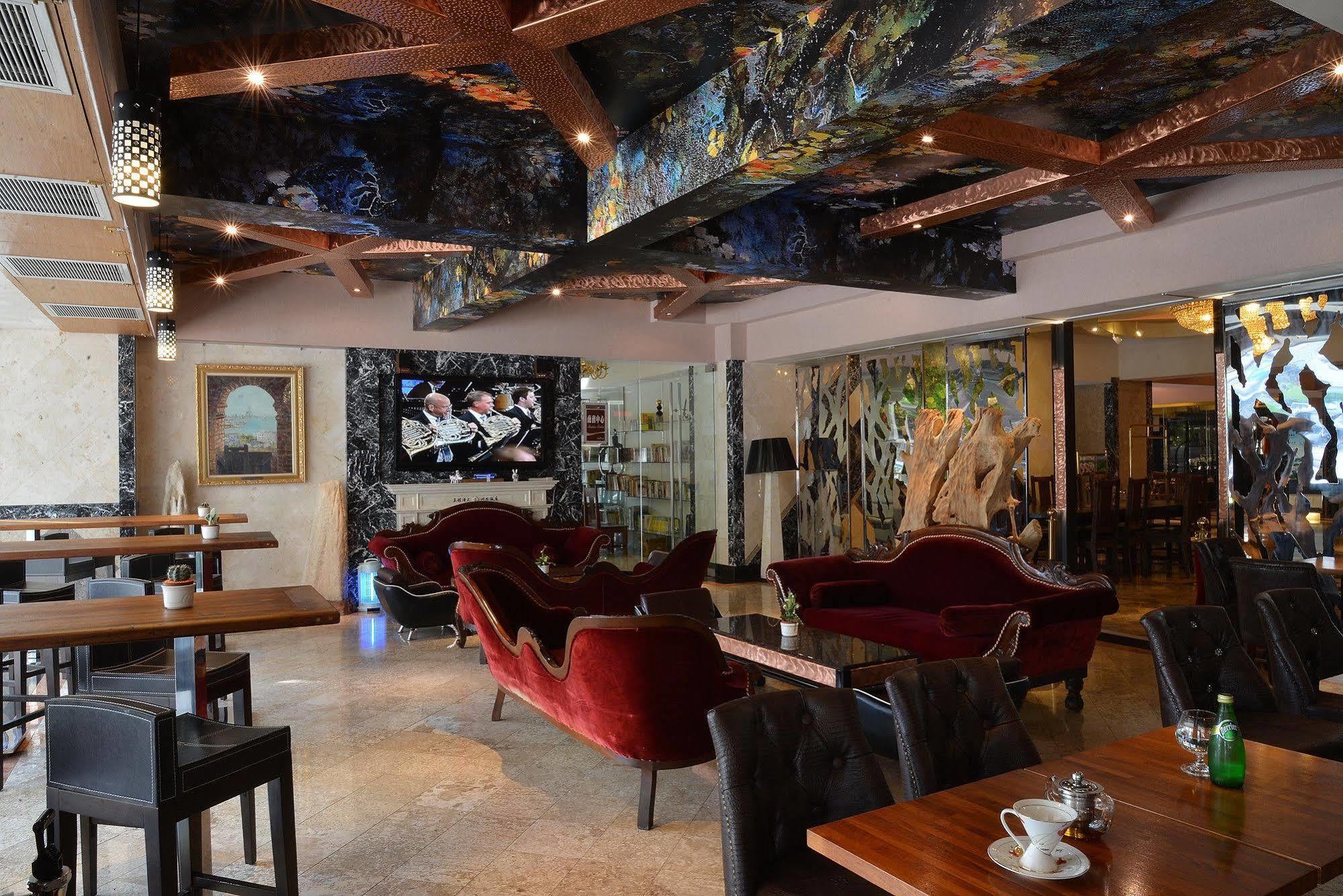 Kingship Hotel Kaohsiung Inter Continental Exteriör bild